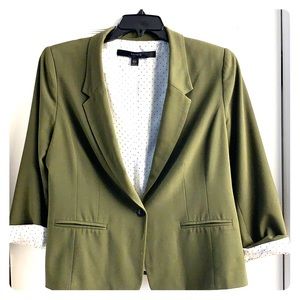 One button blazer